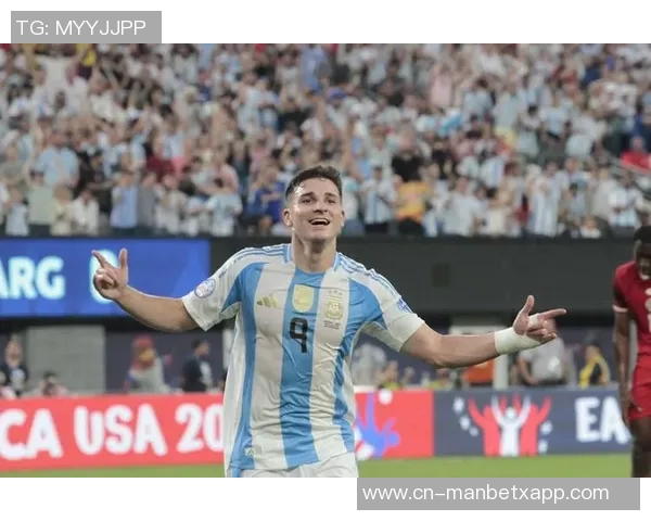 西蒙尼对莱万赞赏有加马竞或成其职业生涯新篇章