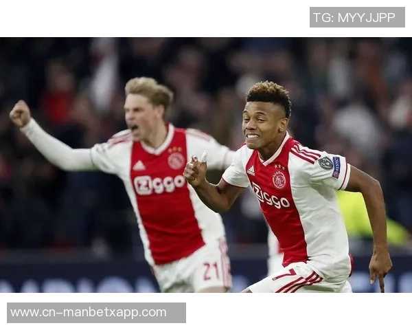 阿贾克斯欧冠历史性首发两名17岁新星展现青春力量 阿贾克斯欧冠历史性首发两名17岁新星展现青春力量